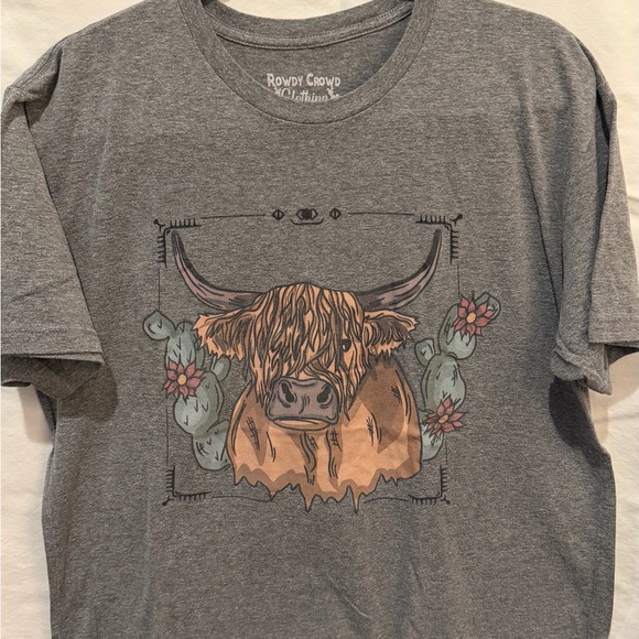 Rowdy Crowd Clothing Tops - Rowdy Crowd Gray Highland Cow Women's Tee